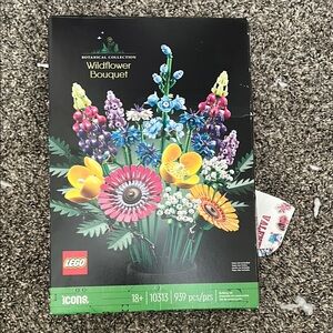 LEGO Wildflower Bouquet Set